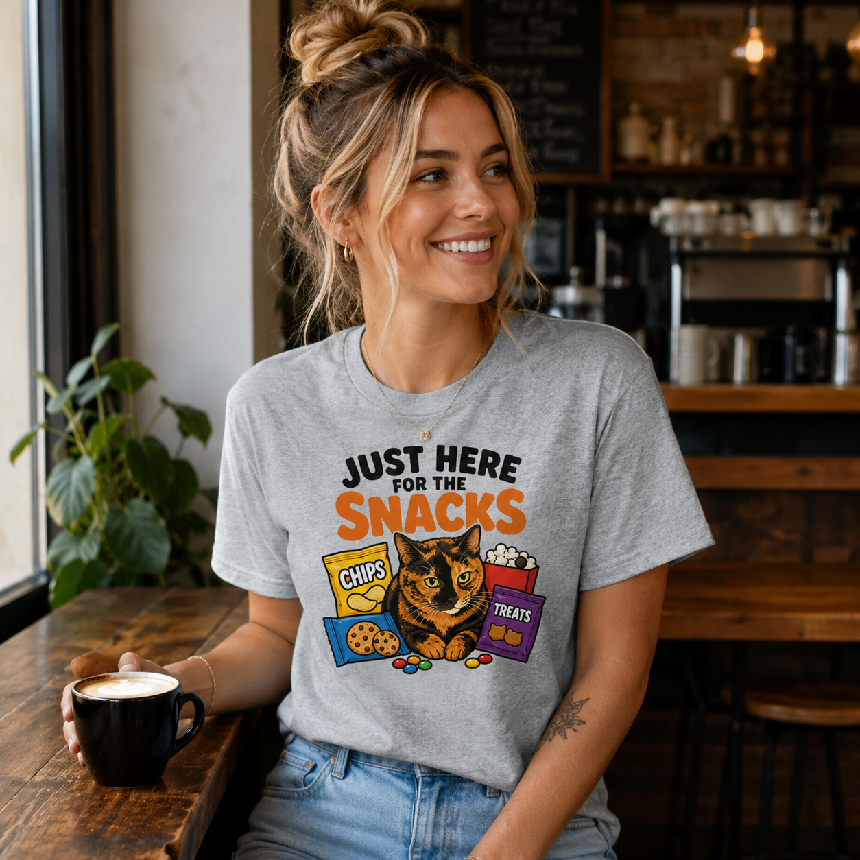 Just Here for the Snacks Funny Cat T-Shirt