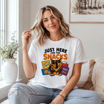 Just Here for the Snacks Funny Cat T-Shirt